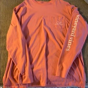 Vineyard Vines long sleeve whale logo tee